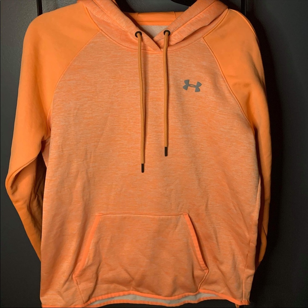 Under armour hoodie medium